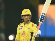  महेंद्र सिंह धोनी 